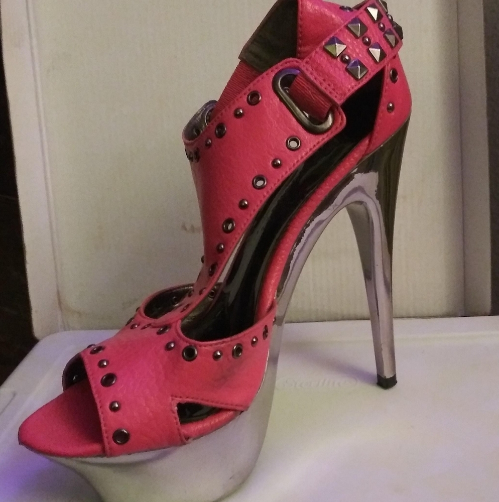 Farenheit stiletto